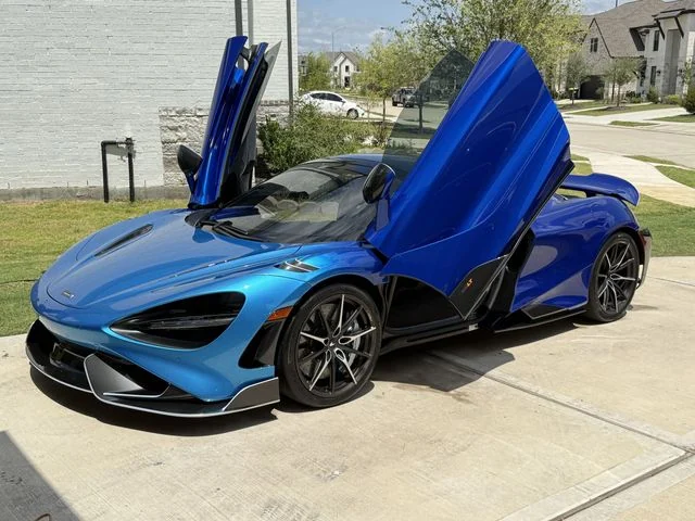 Blue McLaren after exterior detailing